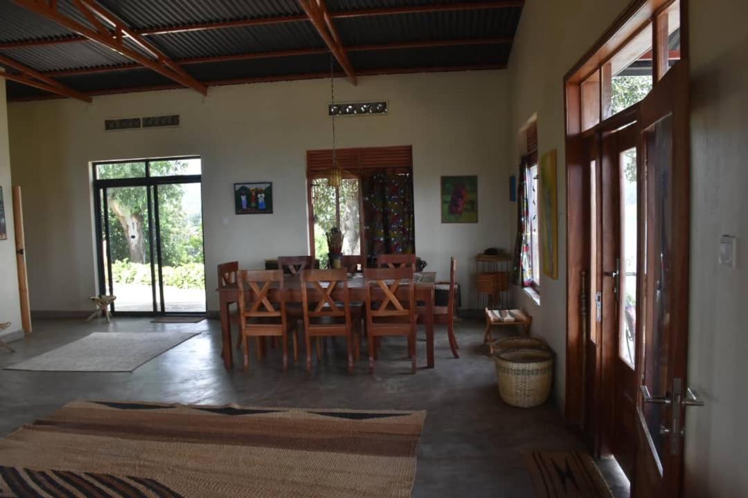 Amazi Land Home And Farm Stay Kibuye Exterior photo